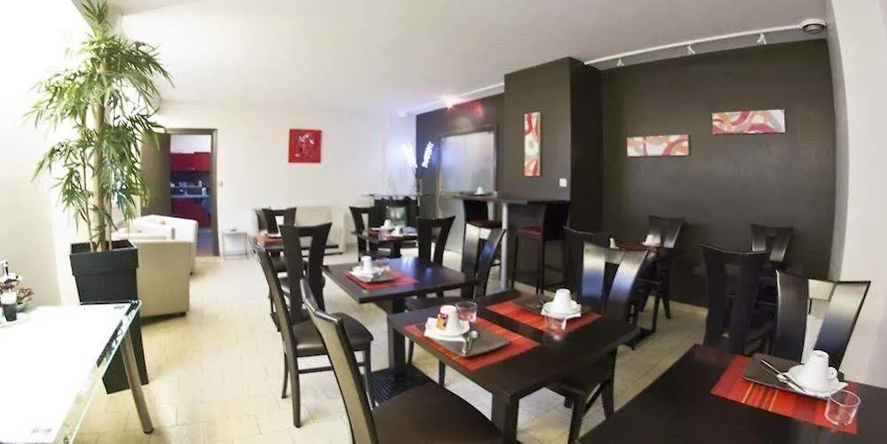 ***  The Originals City, Hotel Dau Ly, Lyon Est Bron Francia